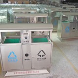 干濕兩類垃圾桶將進(jìn)入上海家庭