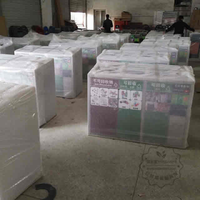 室內(nèi)廣告四分類(lèi)不銹鋼垃圾箱圖片004